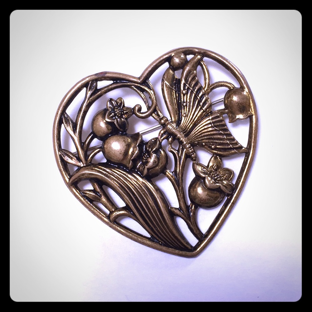 🎉🎊HP Heart & Butterfly Brooch
